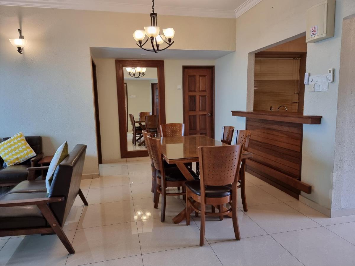Aloka Seaview Apartment Бату-Феррінгі Екстер'єр фото