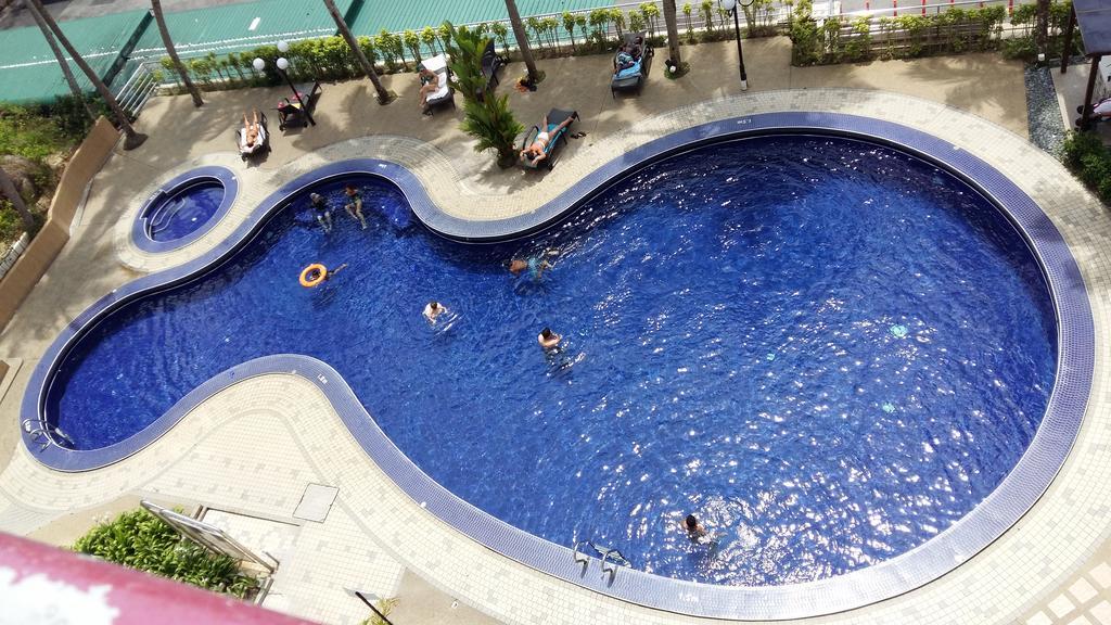 Aloka Seaview Apartment Бату-Феррінгі Екстер'єр фото